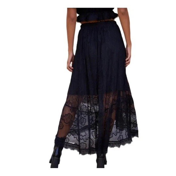 Chokolate Paris Dresses & Skirts - Black Lace Midi Ho Low Tiered Skirt Chokolate Paris Sz L